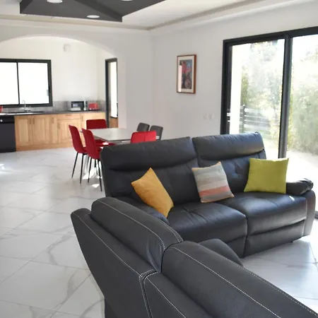 La Du Sud, Camargue Villa